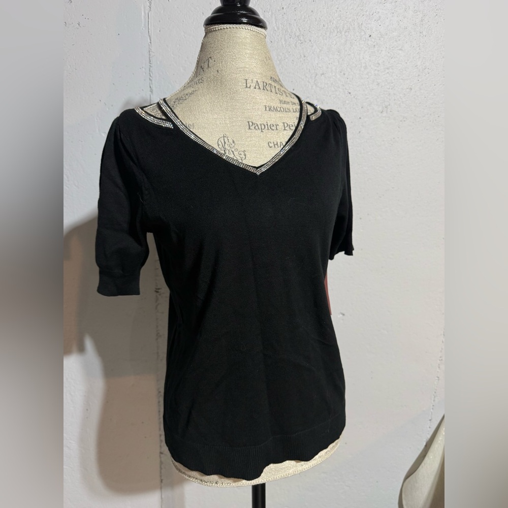 Scarlett Black Top with Subtle Silver Threads - Picture 6 of 8